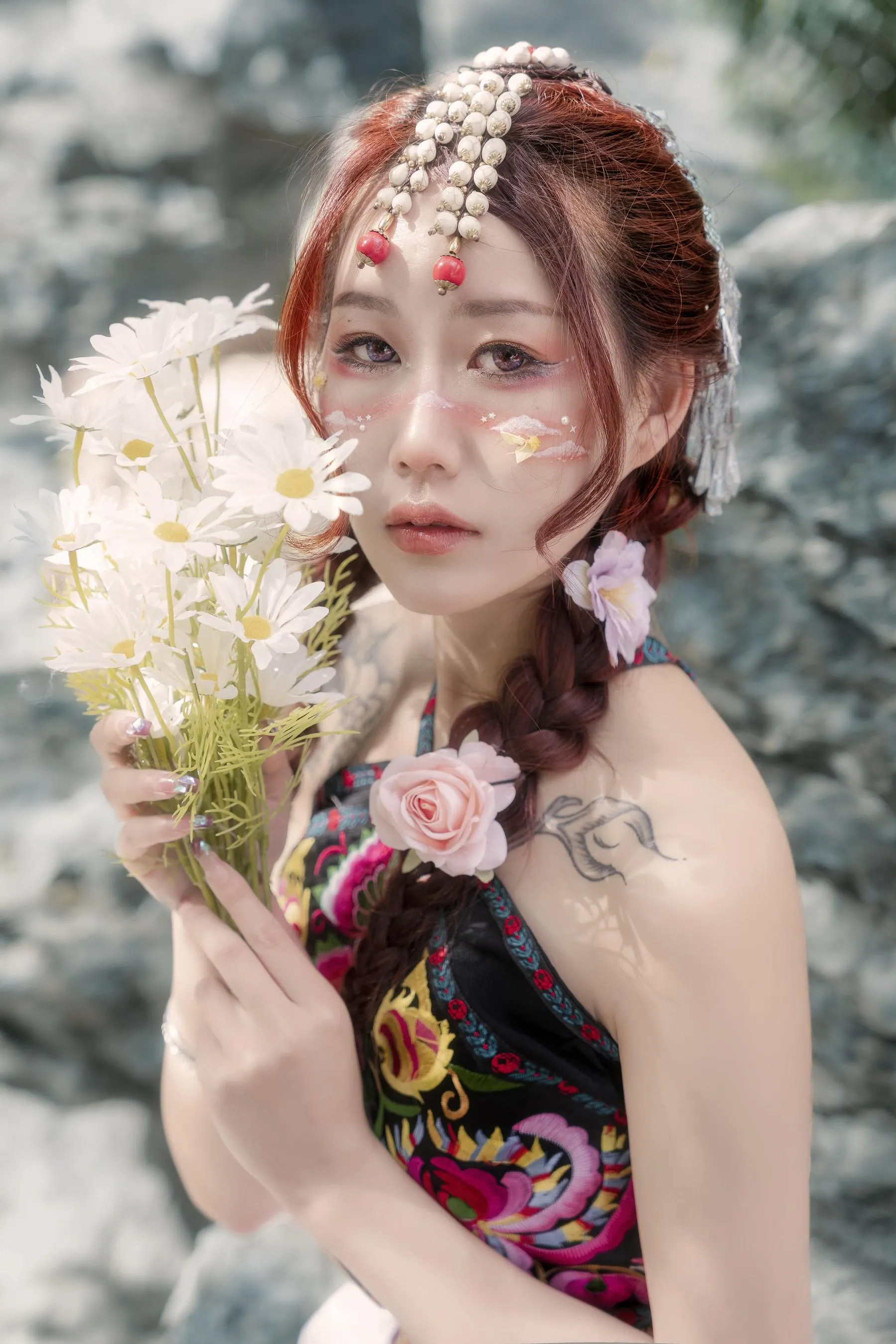 [艺图语] 2022.07.02 蔷薇少女 邓娃儿 [28P]插图1